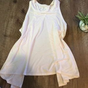 GapFit work out tank top (Open tie back)